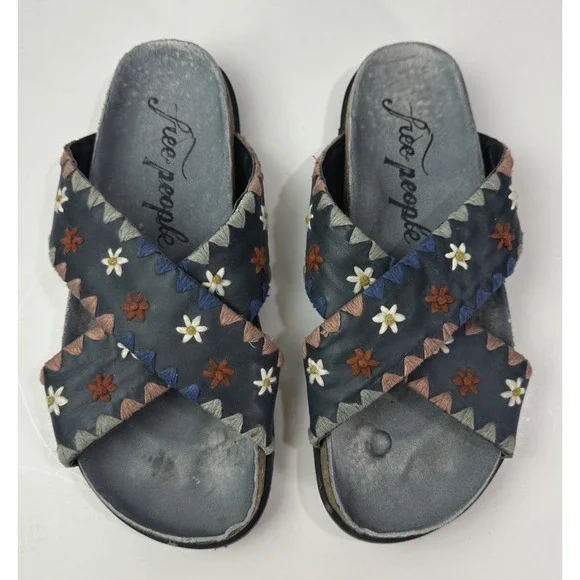Free People Wildflowers Embroidered Floral Sandals Blue Slides Size 38 US 7.5 - Picture 2 of 11